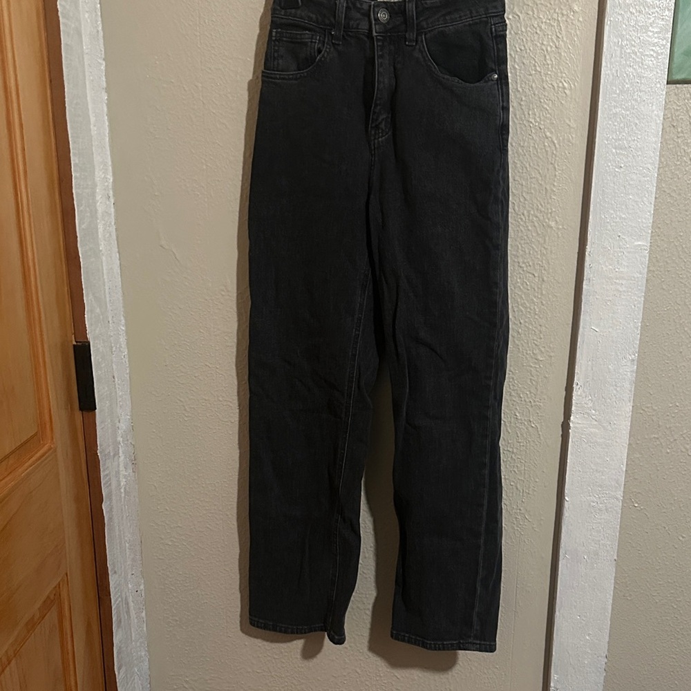 Women’s Black straight leg Jeans